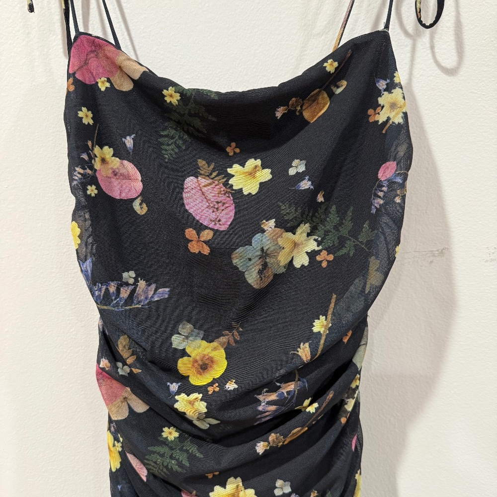 Black floral mini dress with adjustable straps #floraldress
